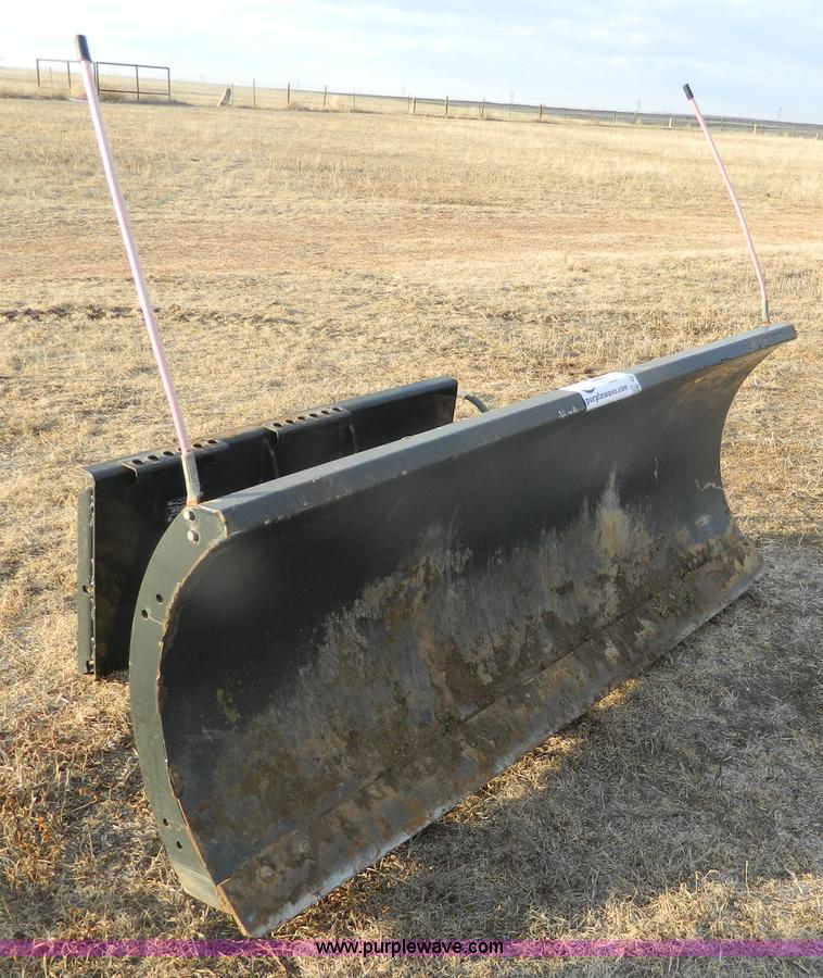 image for item G7535 2007 Bobcat 72" snow blade