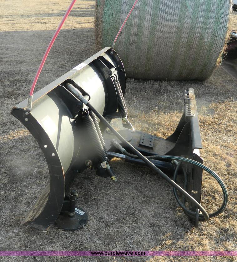 image for item G7535 2007 Bobcat 72" snow blade