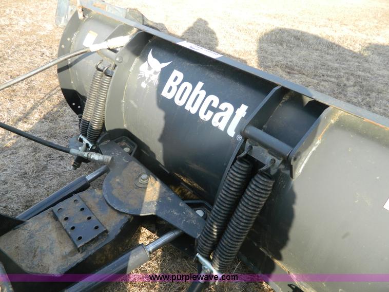 image for item G7535 2007 Bobcat 72" snow blade