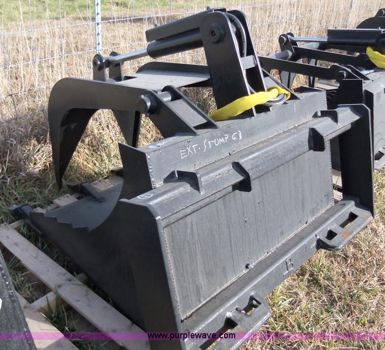 image for item H9874 Wildkat heavy duty grapple skid steer bucket