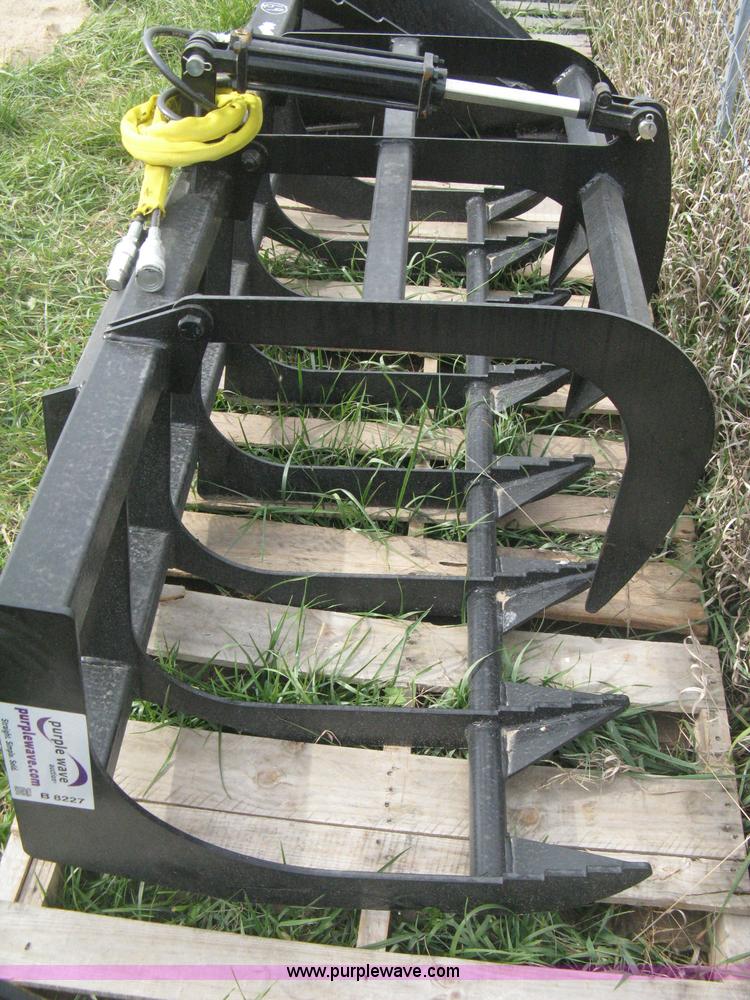 image for item H9885 Wildkat 72" grapple attachment