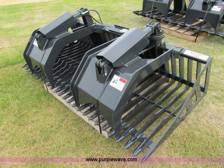 image for item I9816 Stout XHD82 rock bucket grapple attachment