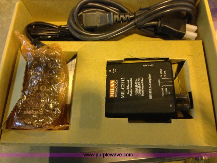 image for item B1706 Assorted electronics