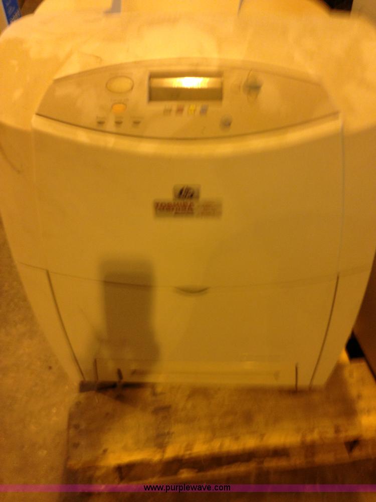 image for item B1706 Assorted electronics