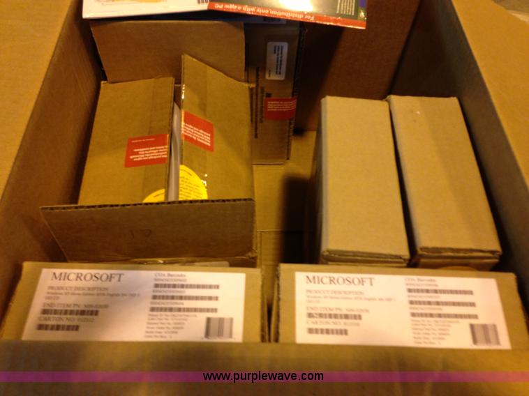 image for item B1706 Assorted electronics