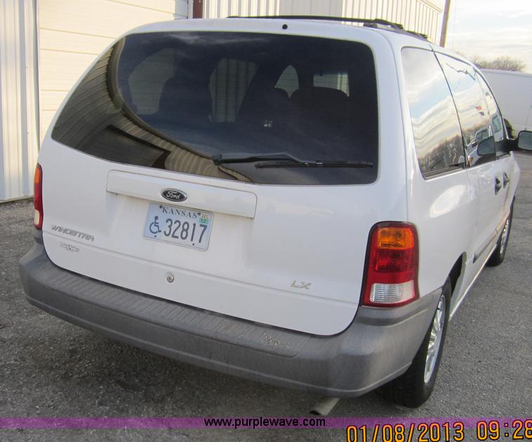 image for item B1725 2001 Ford Windstar LX van