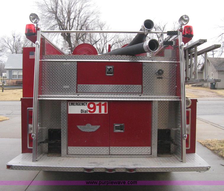 image for item B8446 1980 Ford F700 firetruck