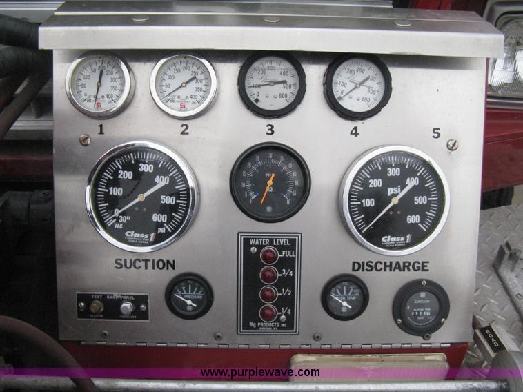 image for item B8446 1980 Ford F700 firetruck