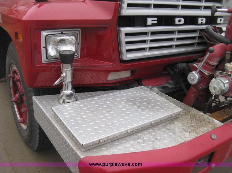 image for item B8446 1980 Ford F700 firetruck