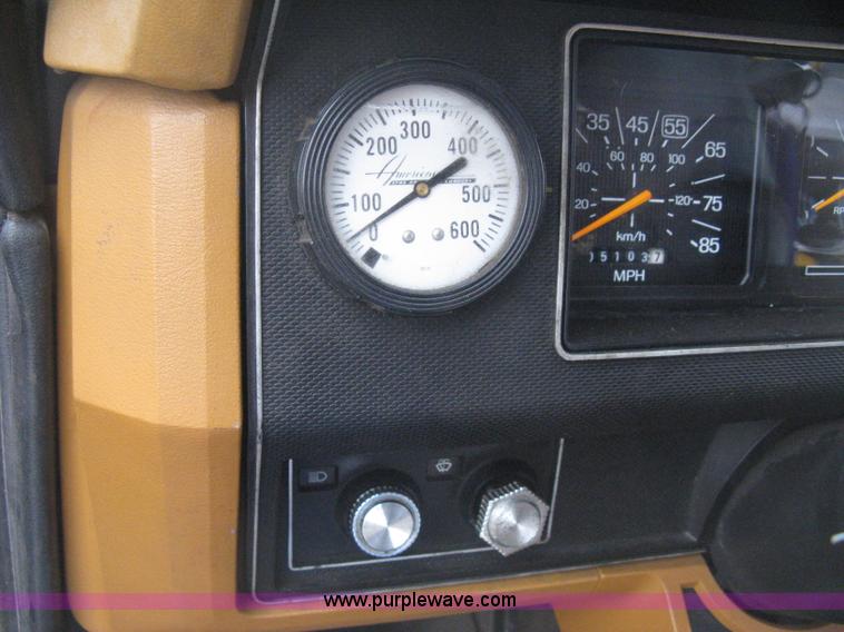 image for item B8446 1980 Ford F700 firetruck