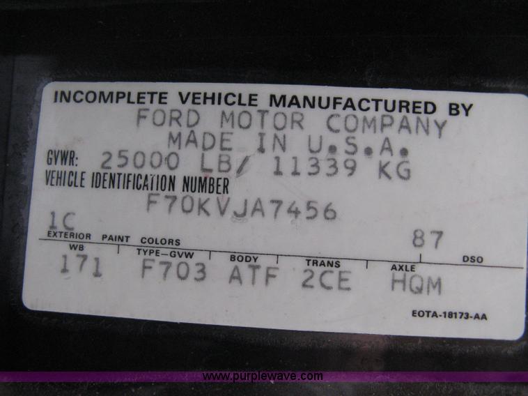 image for item B8446 1980 Ford F700 firetruck