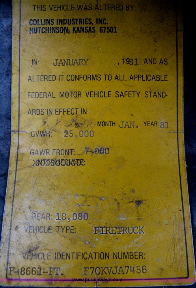 image for item B8446 1980 Ford F700 firetruck