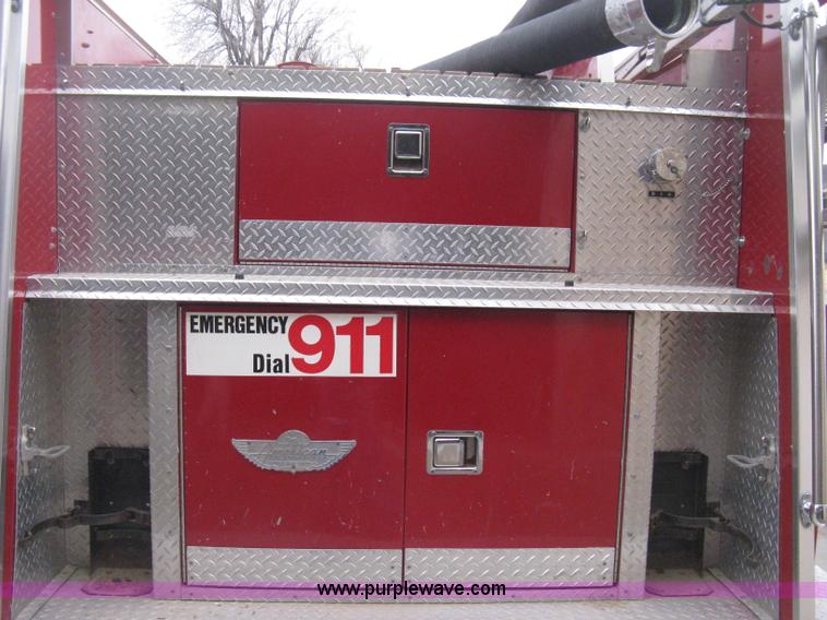 image for item B8446 1980 Ford F700 firetruck