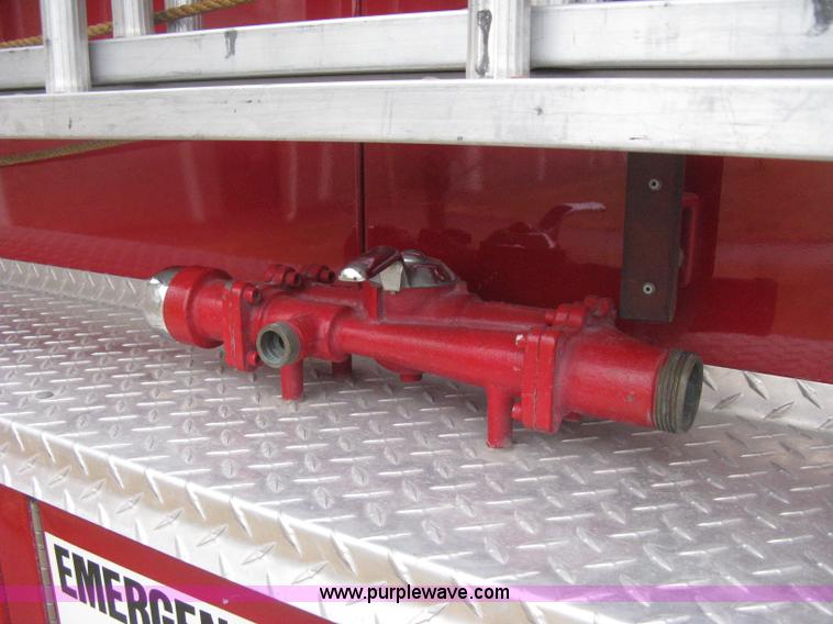 image for item B8446 1980 Ford F700 firetruck