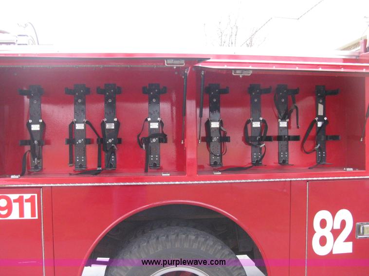 image for item B8446 1980 Ford F700 firetruck