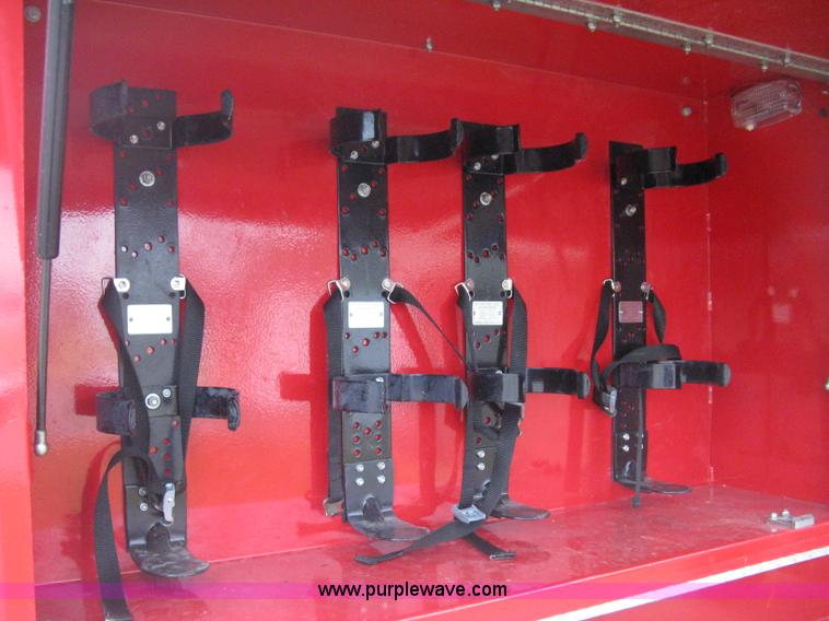 image for item B8446 1980 Ford F700 firetruck