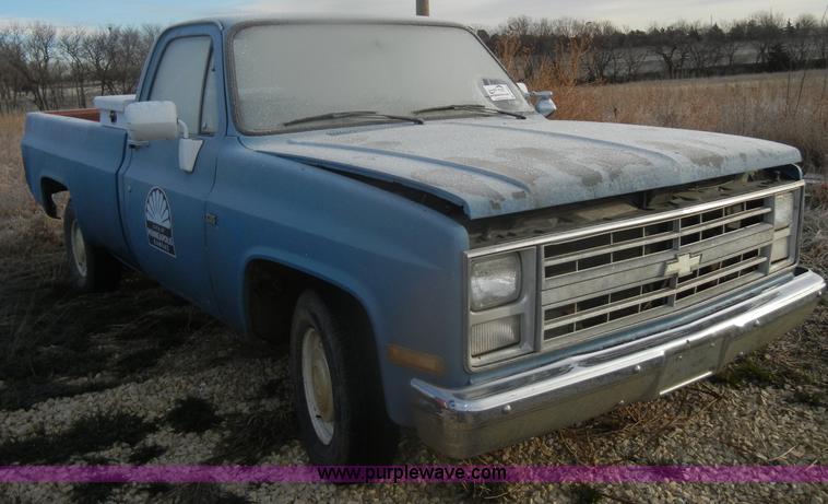image for item D4564 1985 Chevrolet Custom Deluxe 10 pickup truck