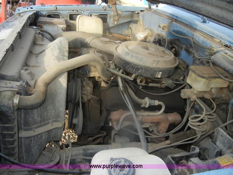 image for item D4564 1985 Chevrolet Custom Deluxe 10 pickup truck