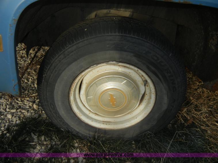 image for item D4564 1985 Chevrolet Custom Deluxe 10 pickup truck