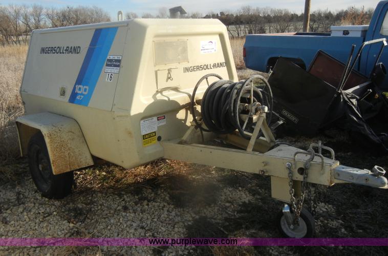image for item D4567 1984 Ingersoll Rand air compressor
