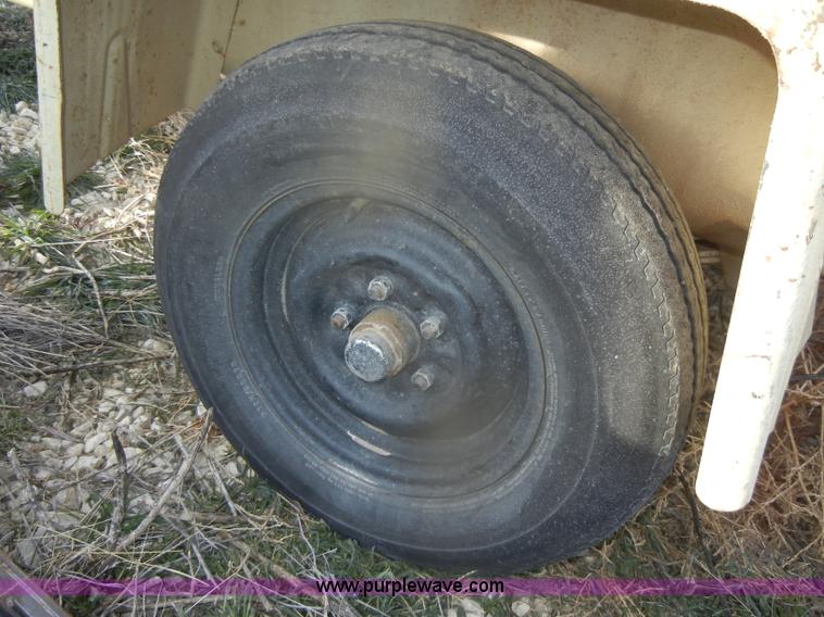 image for item D4567 1984 Ingersoll Rand air compressor