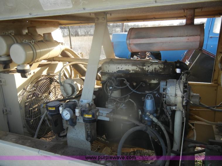 image for item D4567 1984 Ingersoll Rand air compressor
