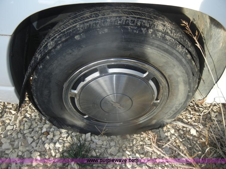 image for item D4568 1999 Chevrolet Lumina