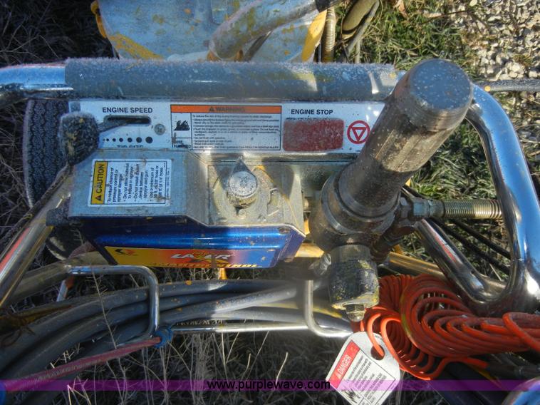 image for item D4569 Graco Line Lazer II