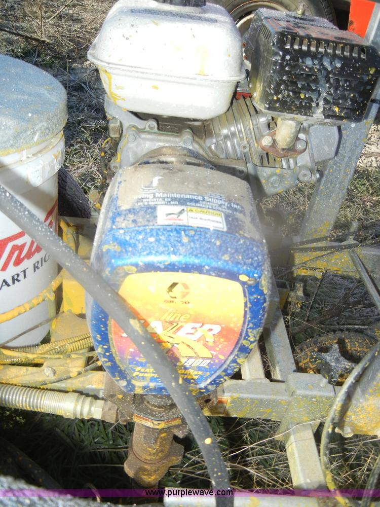 image for item D4569 Graco Line Lazer II