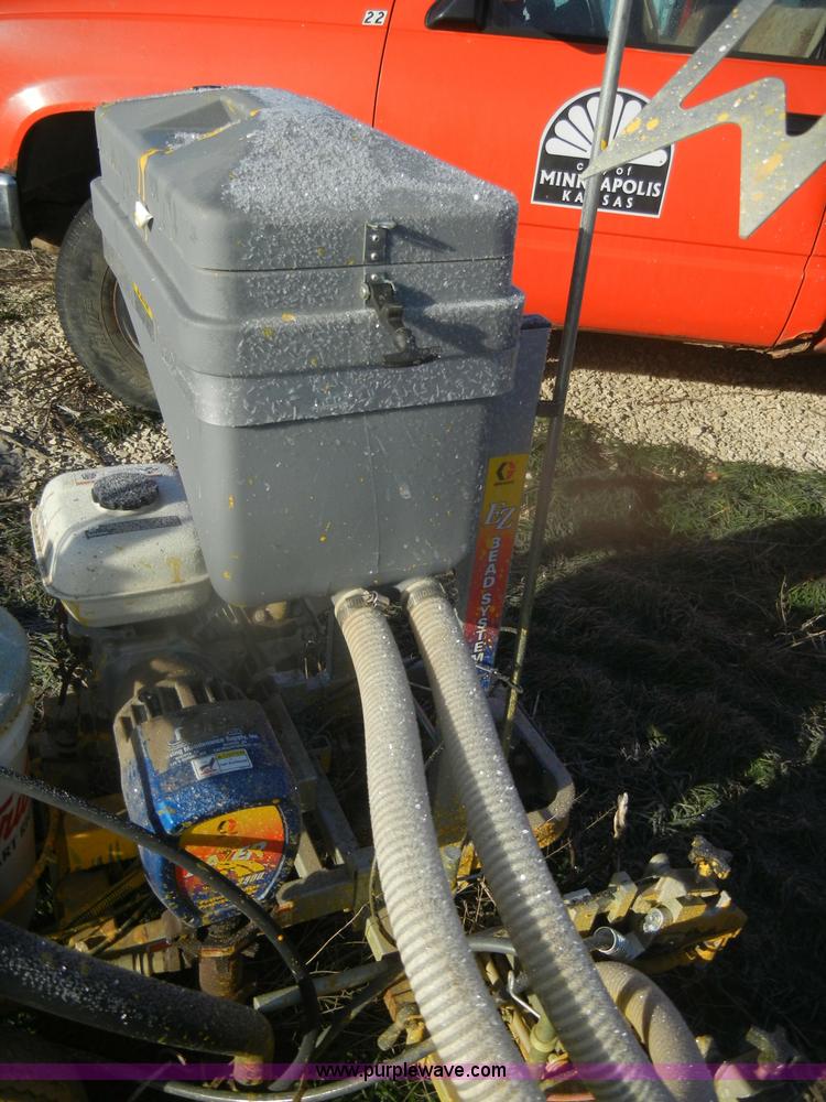 image for item D4569 Graco Line Lazer II