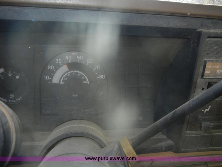 image for item D4571 1988 Chevrolet Cheyenne 3500 pickup truck