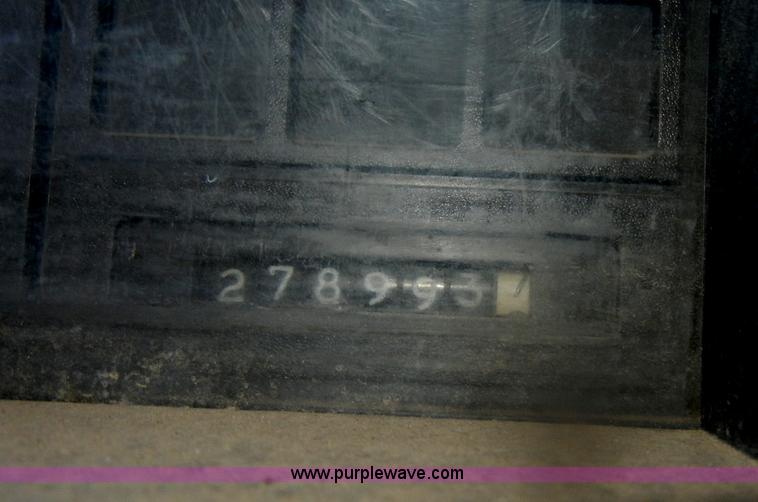 image for item D4571 1988 Chevrolet Cheyenne 3500 pickup truck