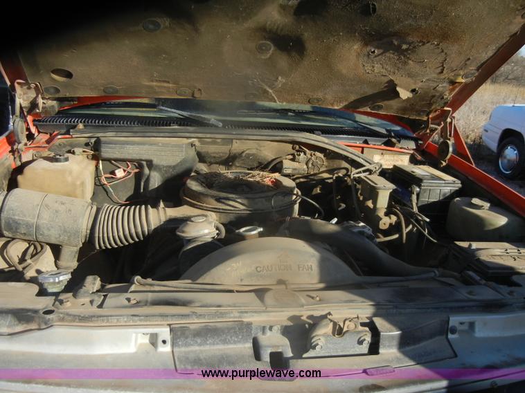 image for item D4571 1988 Chevrolet Cheyenne 3500 pickup truck