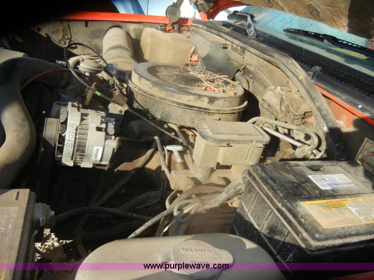 image for item D4571 1988 Chevrolet Cheyenne 3500 pickup truck