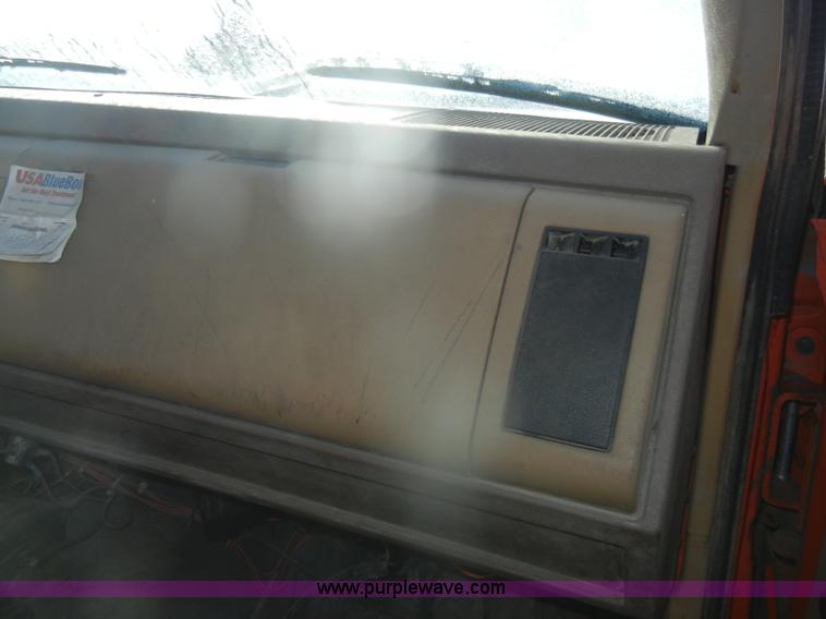 image for item D4571 1988 Chevrolet Cheyenne 3500 pickup truck