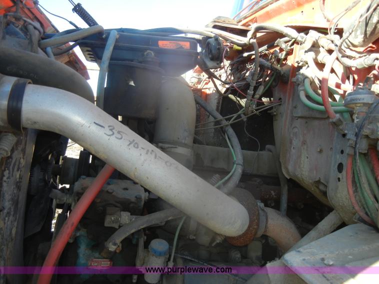 image for item D4573 1989 Ford L8000 dump truck