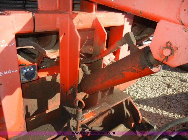 image for item D4573 1989 Ford L8000 dump truck