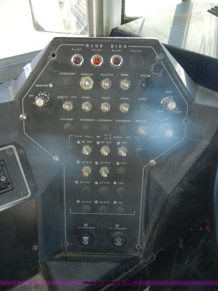 image for item D4584 1999 Chevrolet Blue Bird school bus