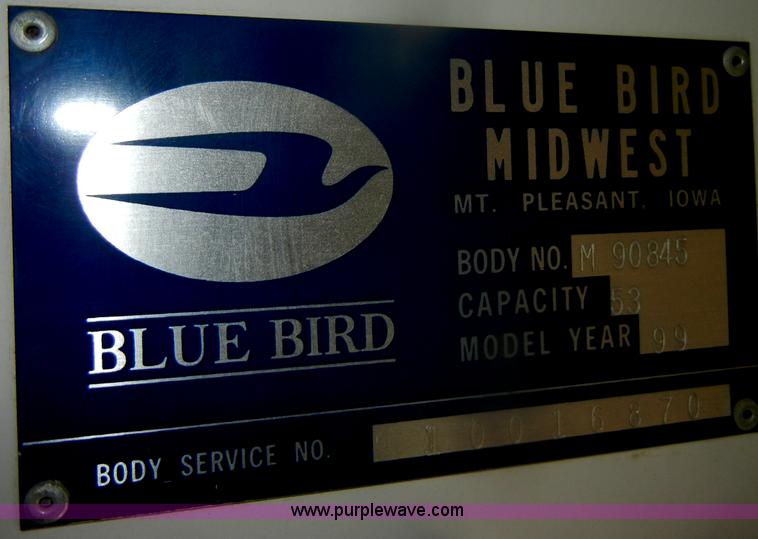 image for item D4584 1999 Chevrolet Blue Bird school bus