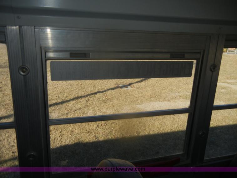 image for item D4584 1999 Chevrolet Blue Bird school bus