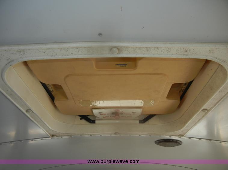 image for item D4584 1999 Chevrolet Blue Bird school bus