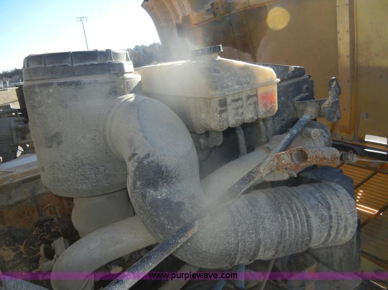 image for item D4584 1999 Chevrolet Blue Bird school bus