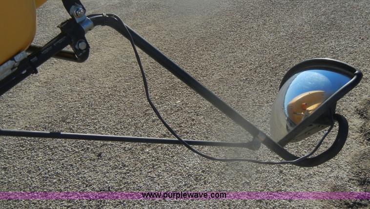 image for item D4584 1999 Chevrolet Blue Bird school bus