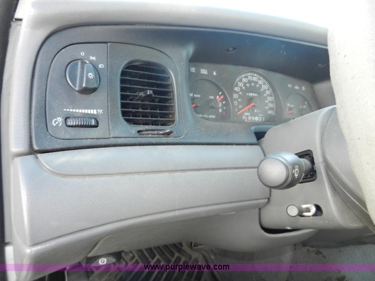 image for item D4589 2003 Ford Crown Victoria Police Interceptor