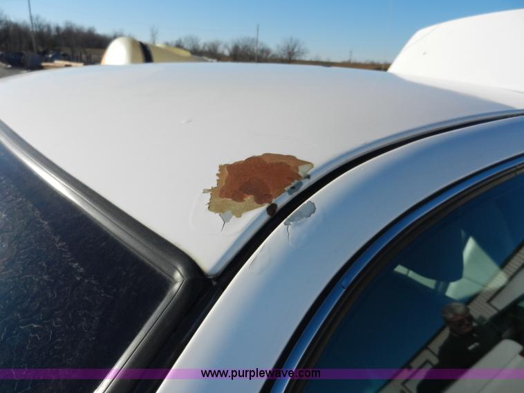 image for item D4589 2003 Ford Crown Victoria Police Interceptor