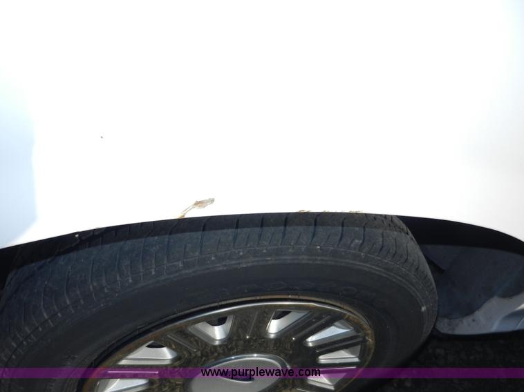 image for item D4589 2003 Ford Crown Victoria Police Interceptor