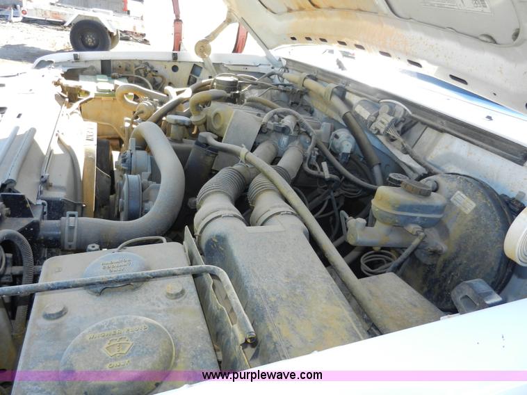 image for item D4591 1995 Ford F150 XL pickup truck