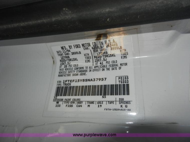 image for item D4591 1995 Ford F150 XL pickup truck