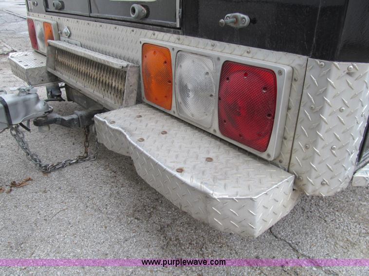 image for item D7045 1992 Ford Econoline E350 ambulance