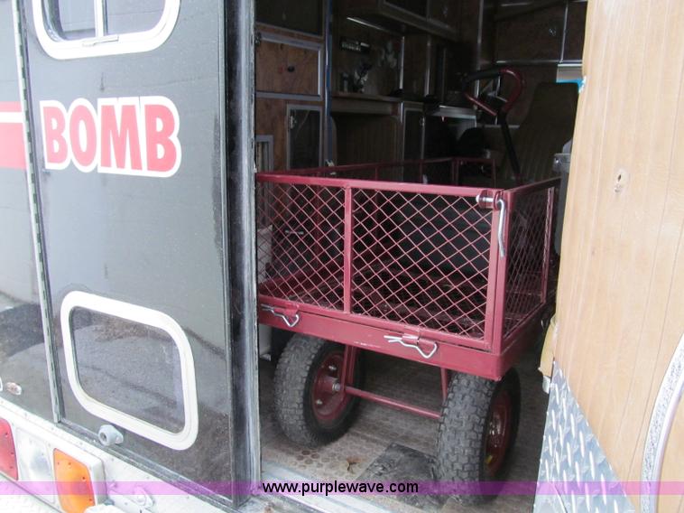 image for item D7045 1992 Ford Econoline E350 ambulance